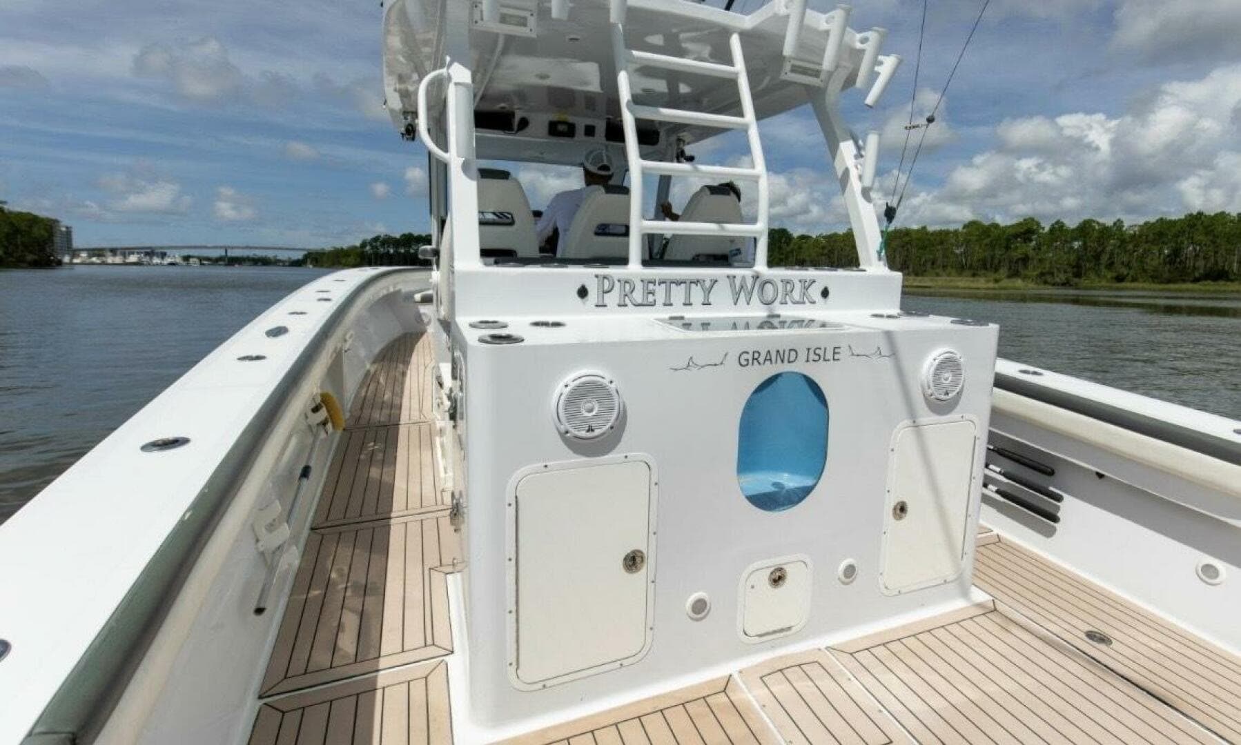 Metal Shark 42 - Pretty Work -