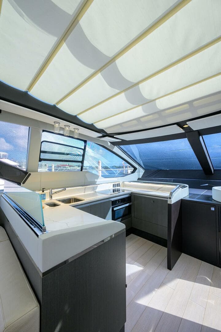 2019 Azimut S7