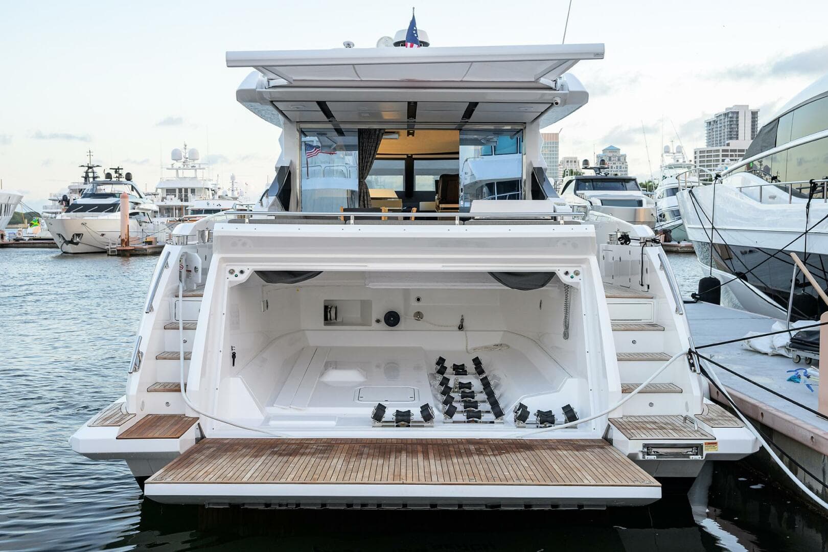 2019 Azimut S7