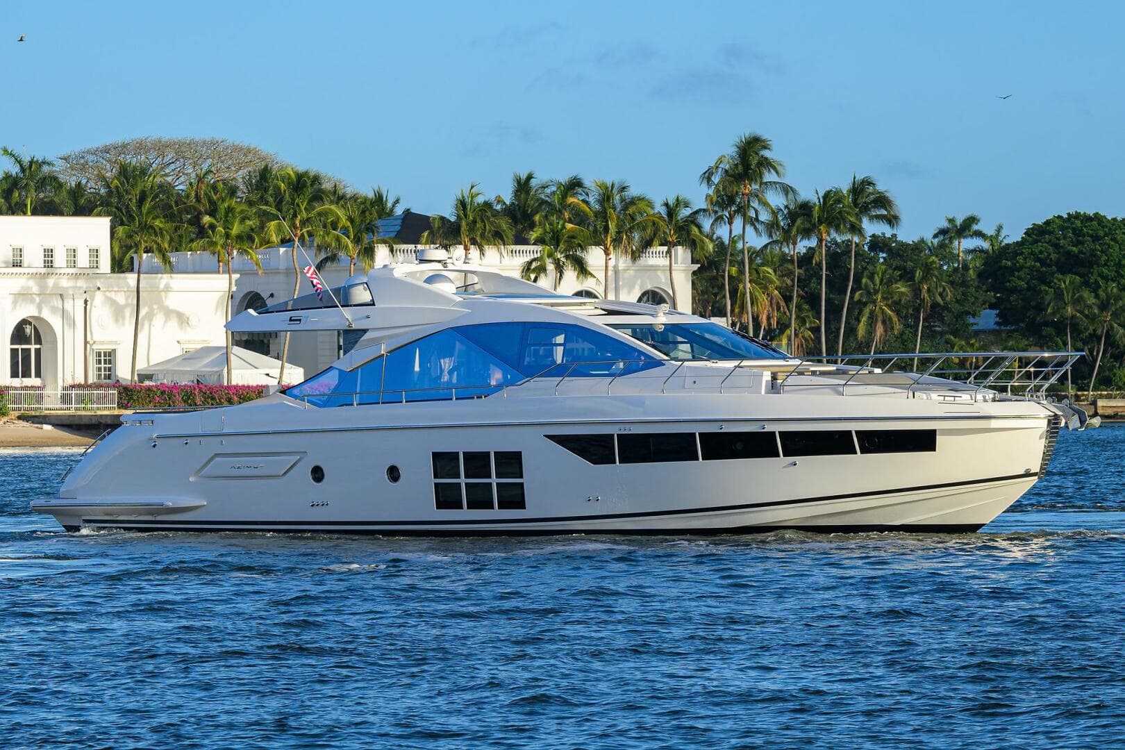 2019 Azimut S7