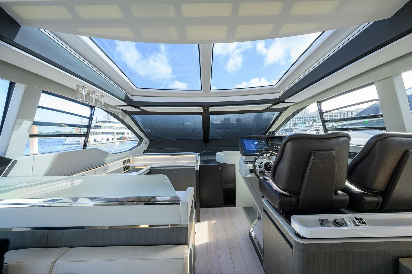 2019 Azimut S7
