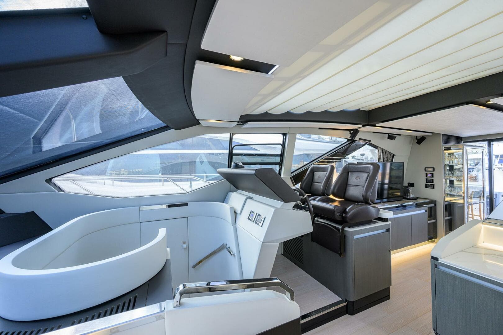 2019 Azimut S7