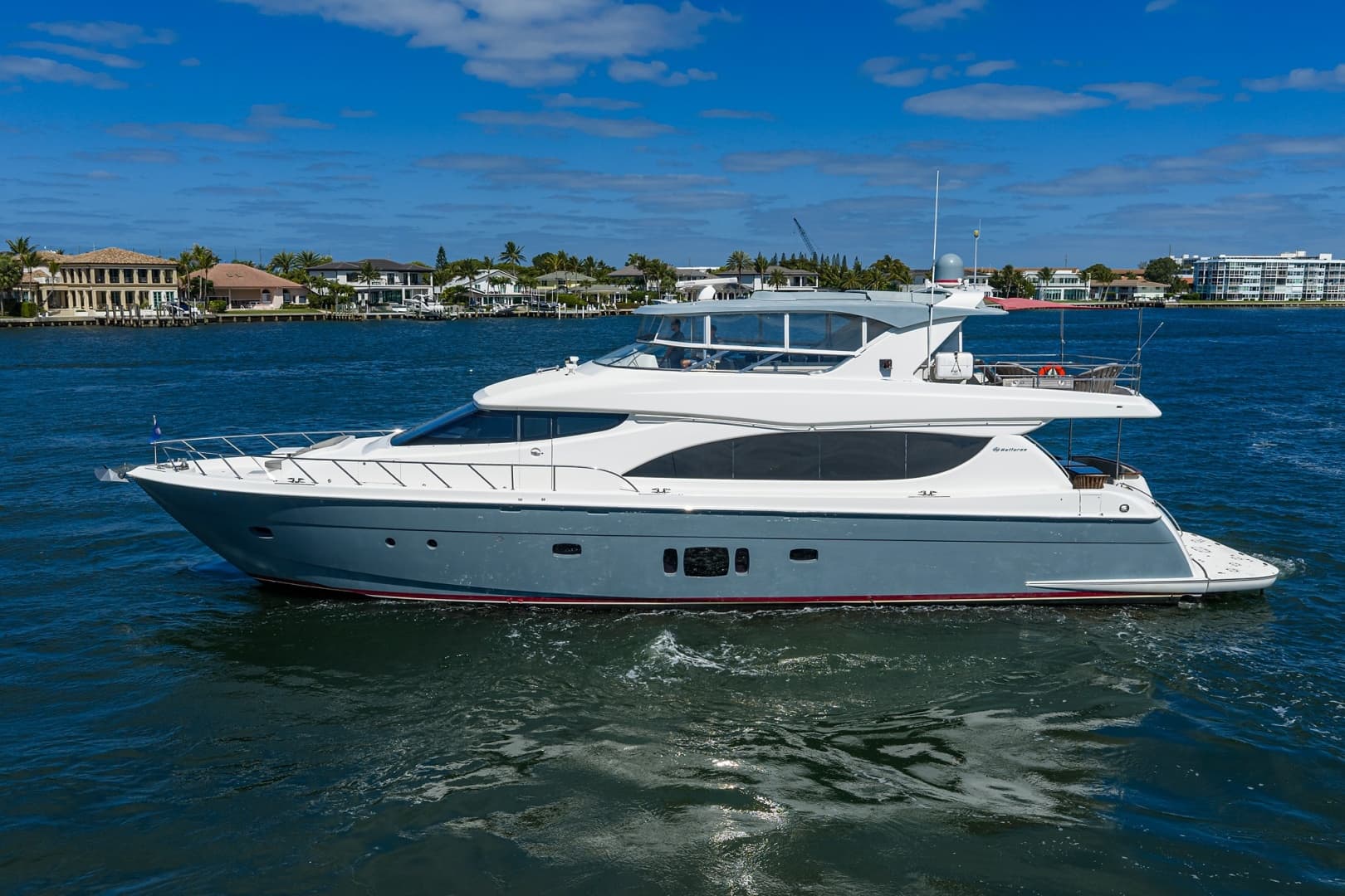 2013 Hatteras 80 Motor Yacht