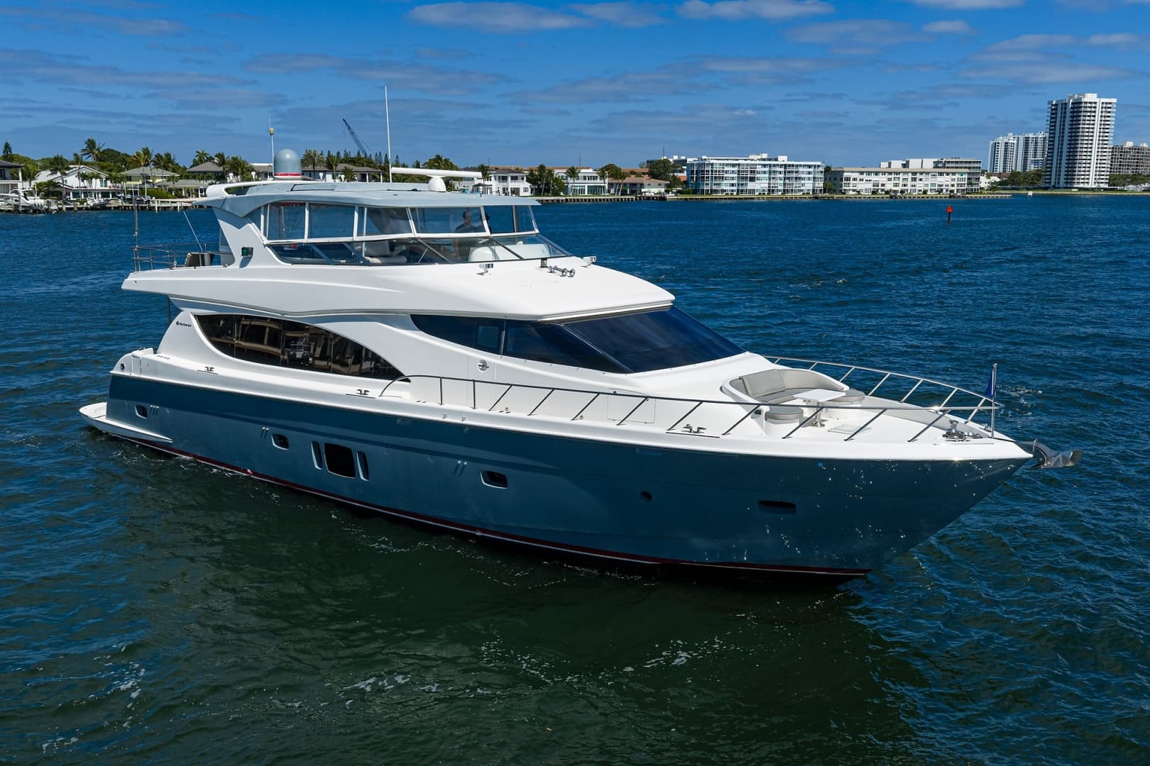 2013 Hatteras 80 Motor Yacht