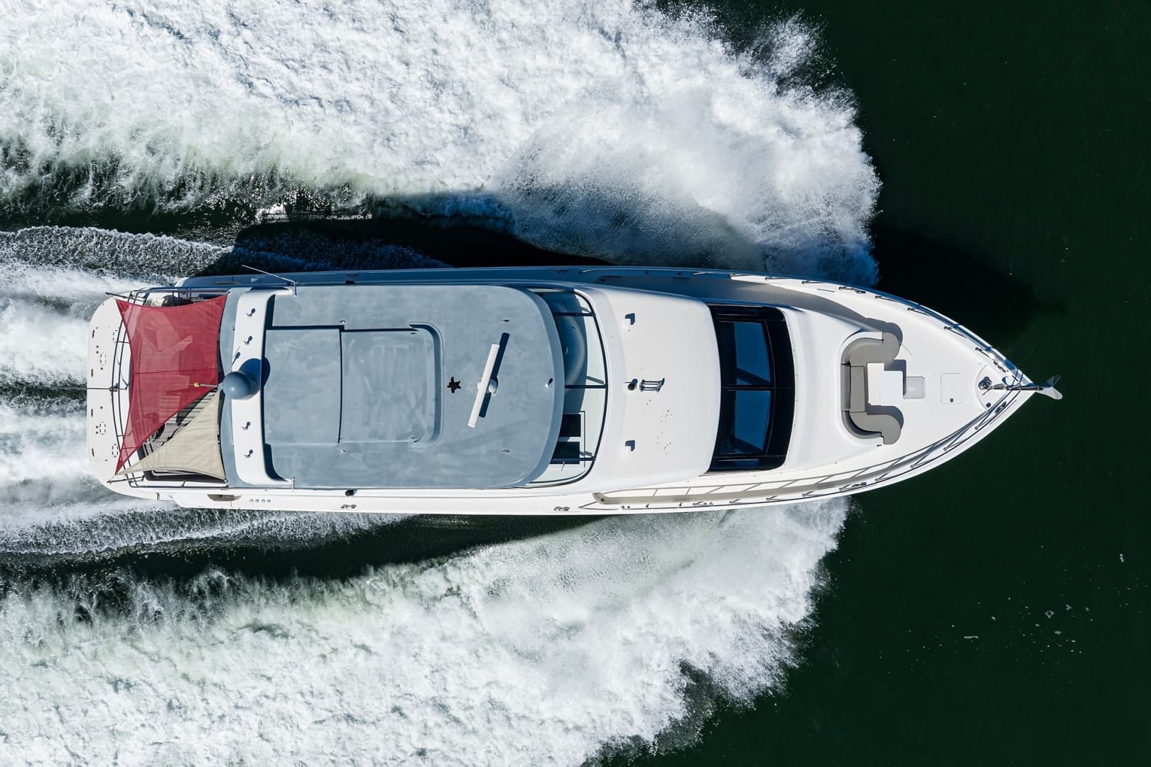 2013 Hatteras 80 Motor Yacht