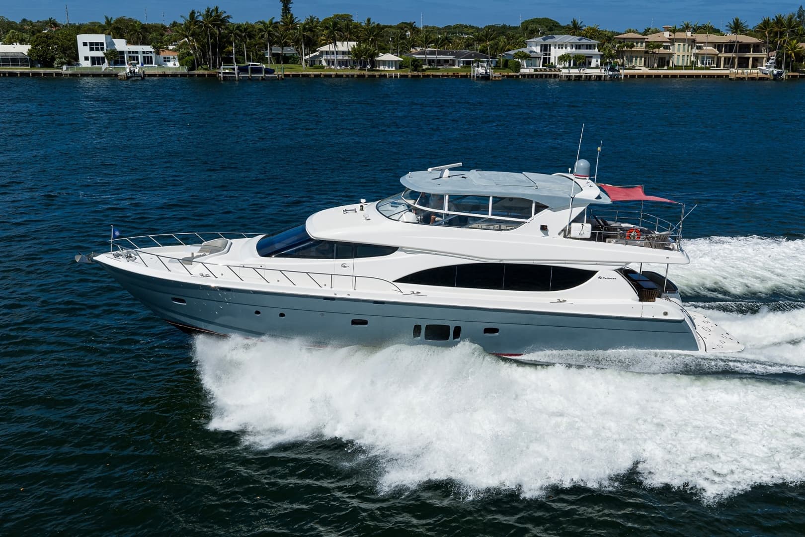 2013 Hatteras 80 Motor Yacht