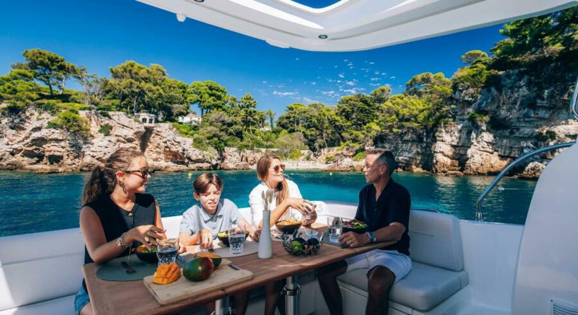 2026 Beneteau Antares 12 Coupe