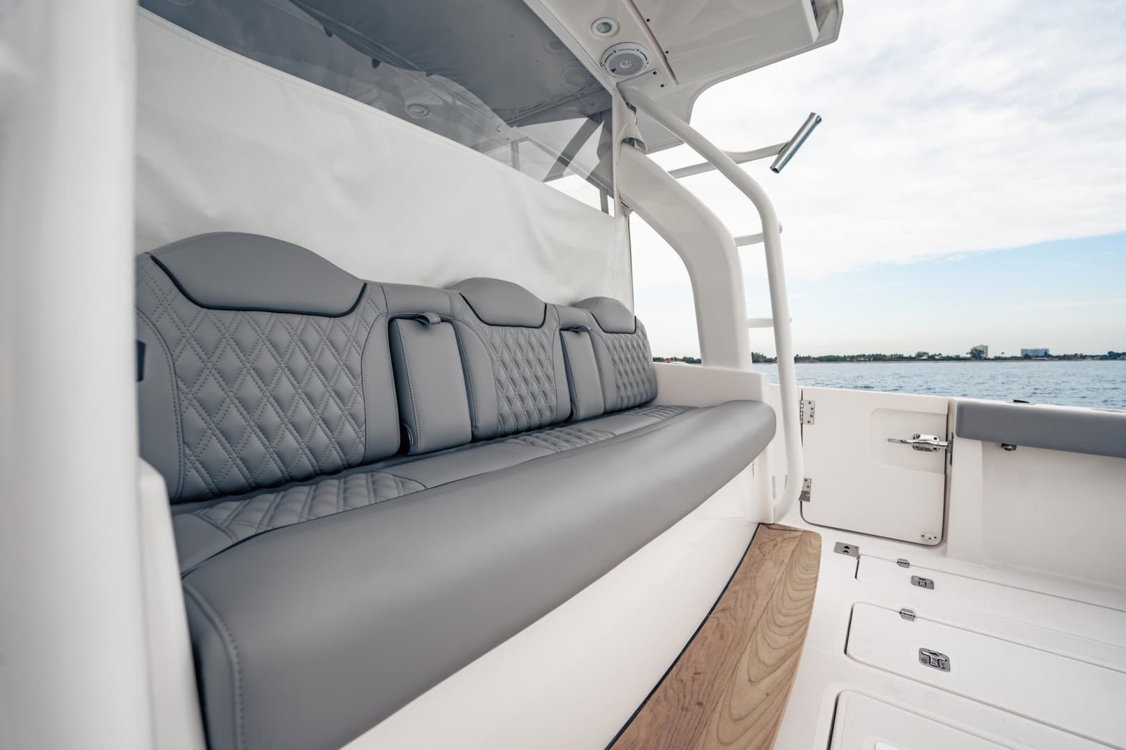 2017 Pursuit S 408 Sport