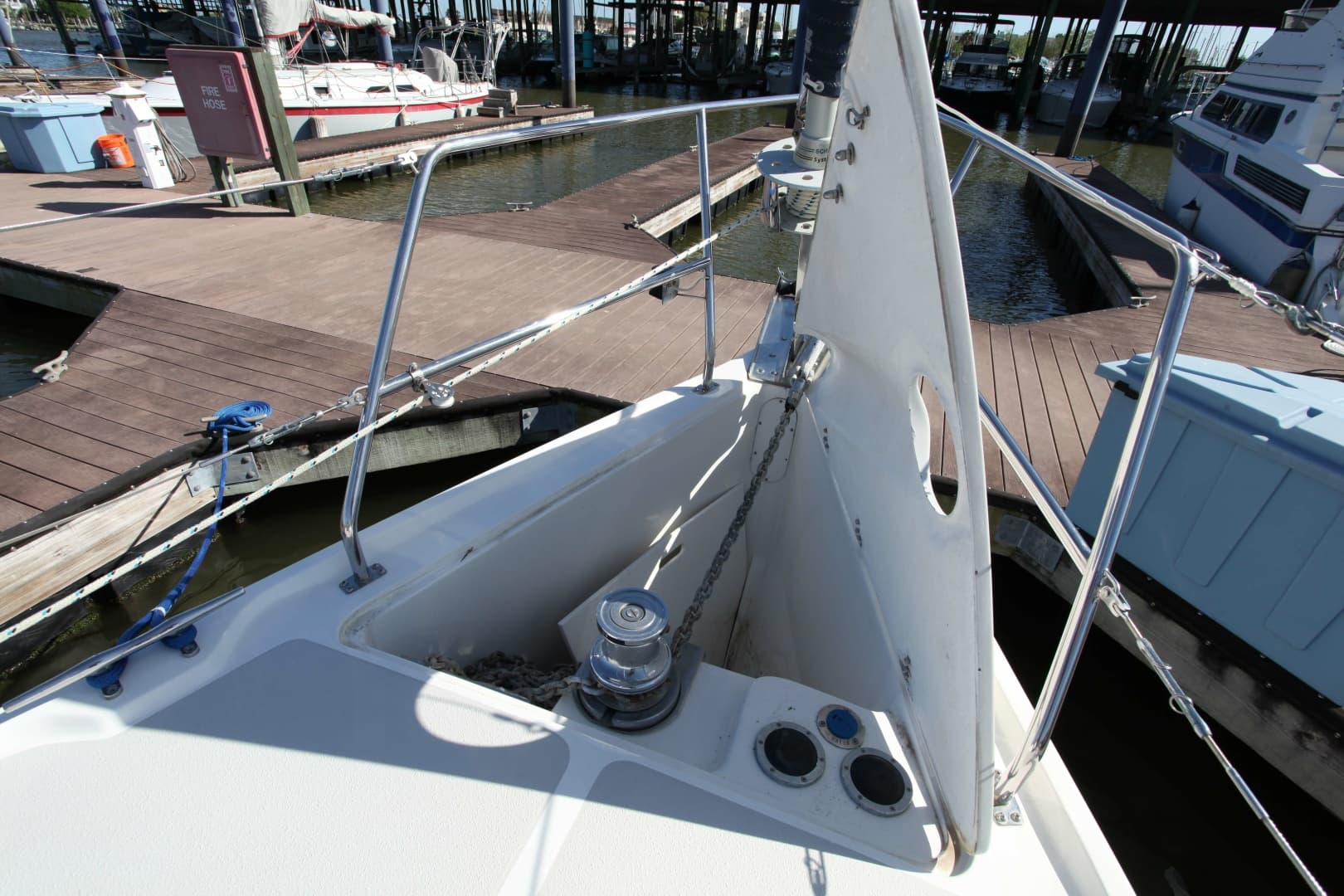 2005 Catalina 387