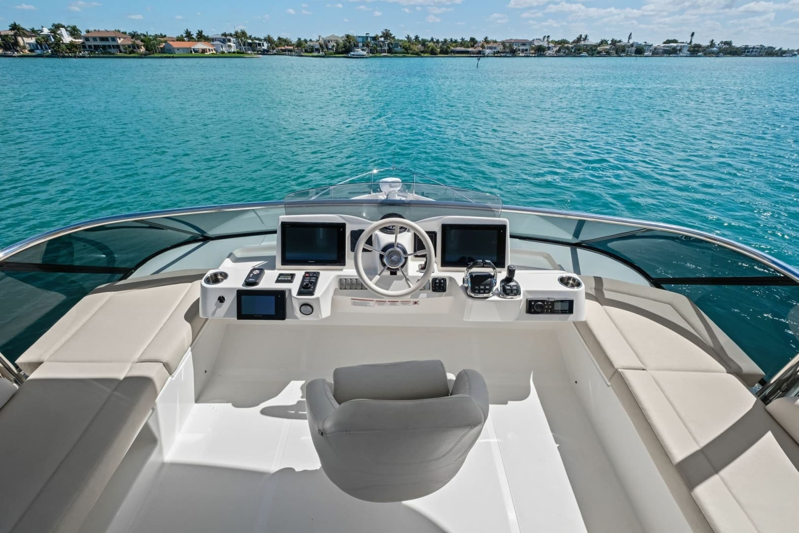 2019 Absolute 52 Navetta