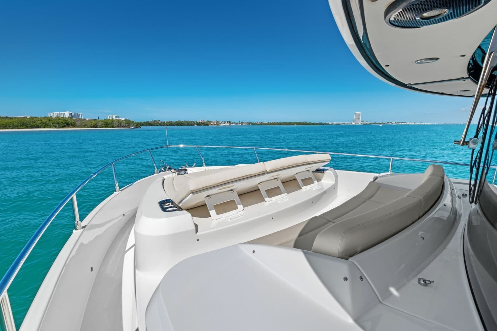2019 Absolute 52 Navetta