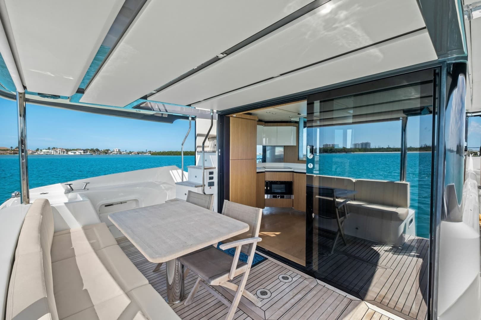 2019 Absolute 52 Navetta
