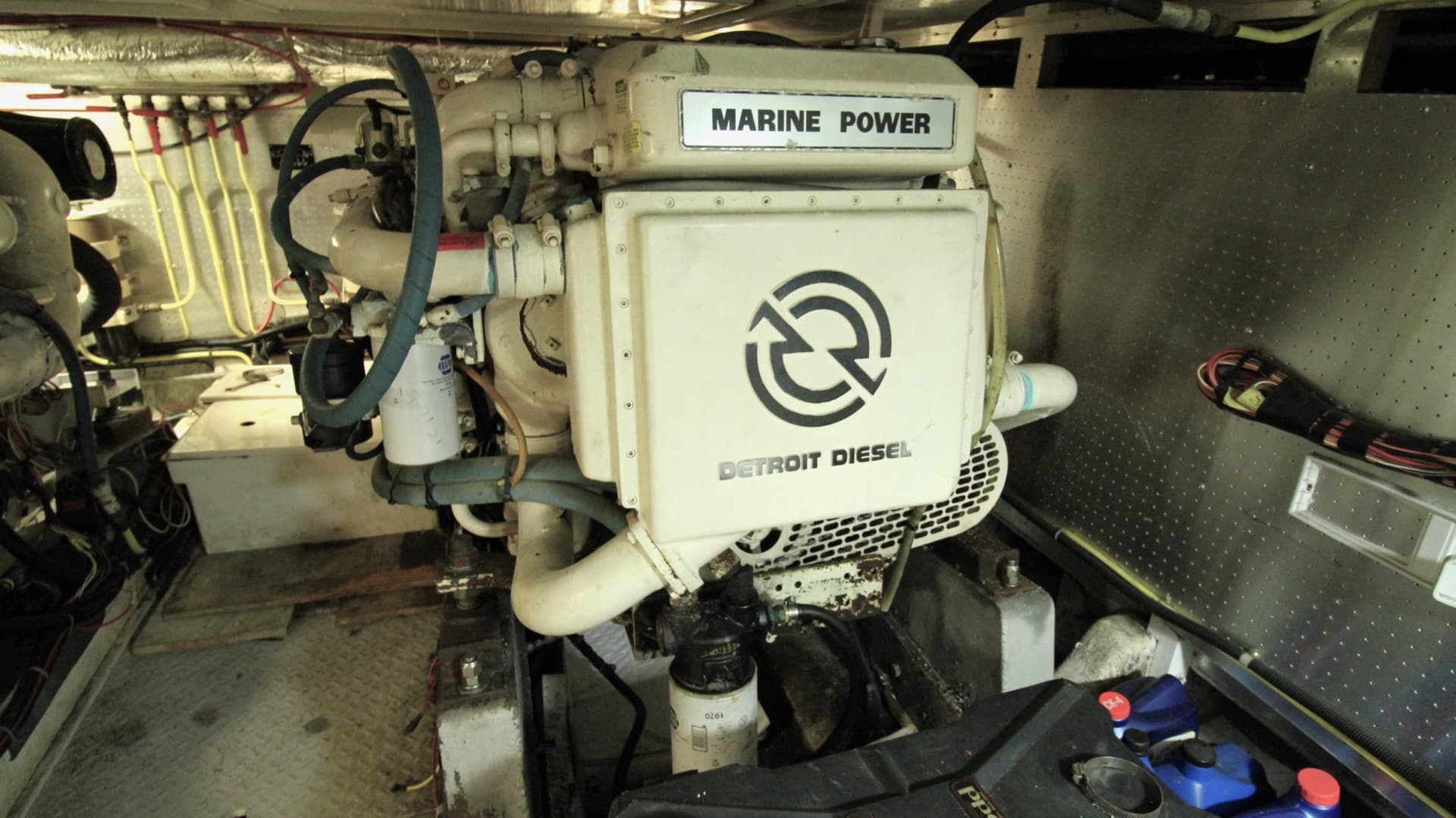 1995 Jefferson 52 Rivanna Cockpit MY