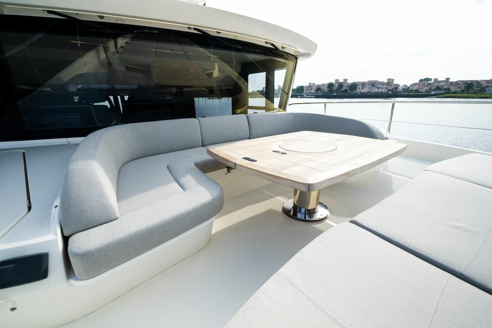 2024 Absolute Navetta 64