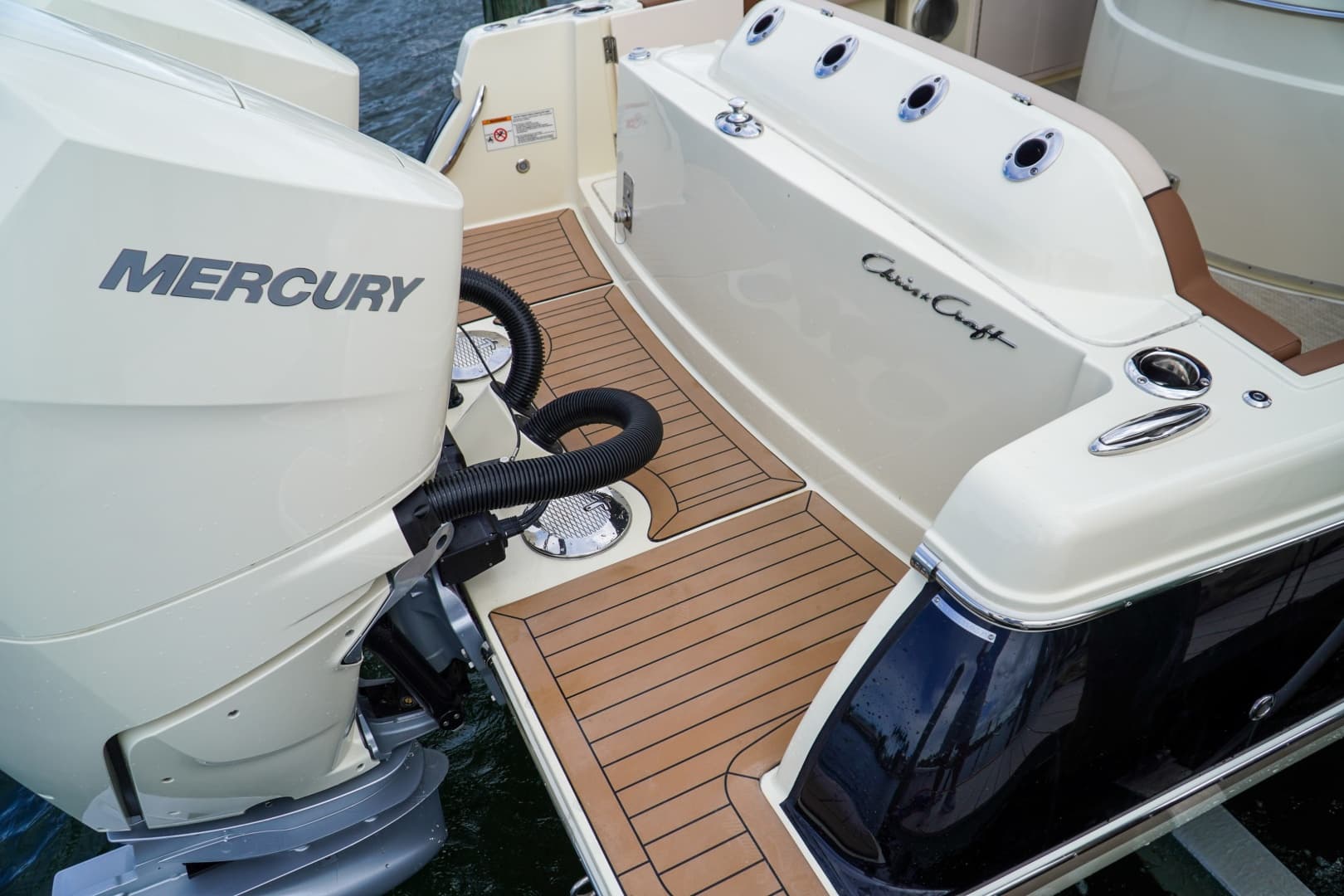 2026 Chris-Craft 31 Catalina