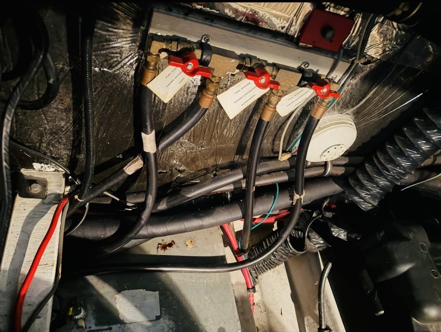 1992 Tiara Yachts 270 Sport