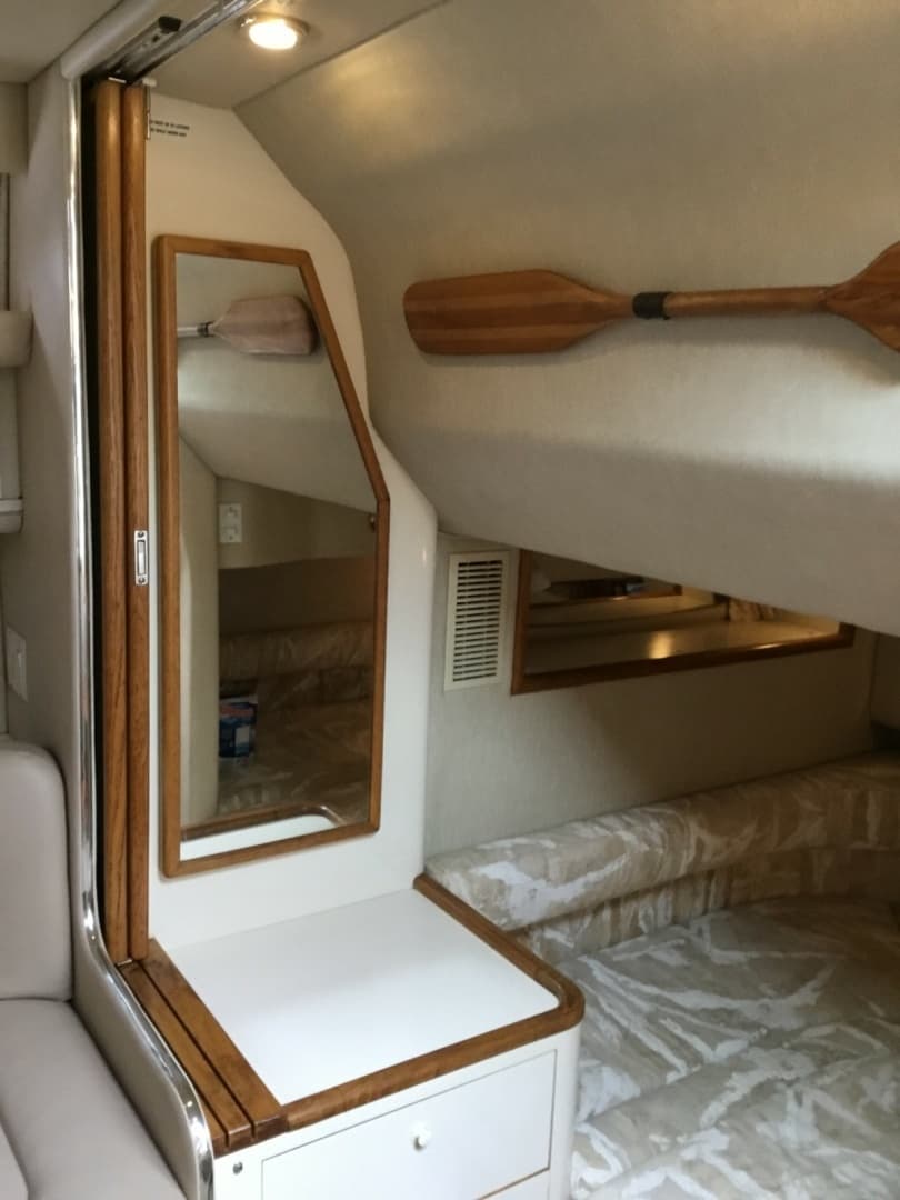 1995 Sea Ray Sun Dancer 370