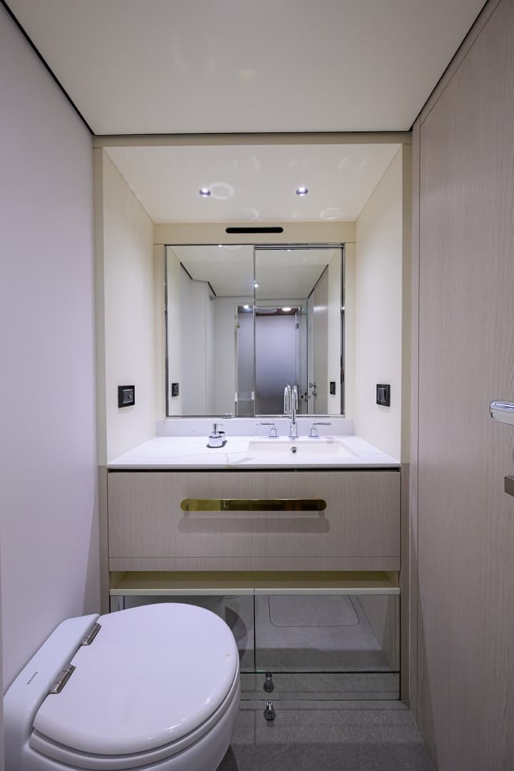 Azimut 78 - DT78 - Guest Head