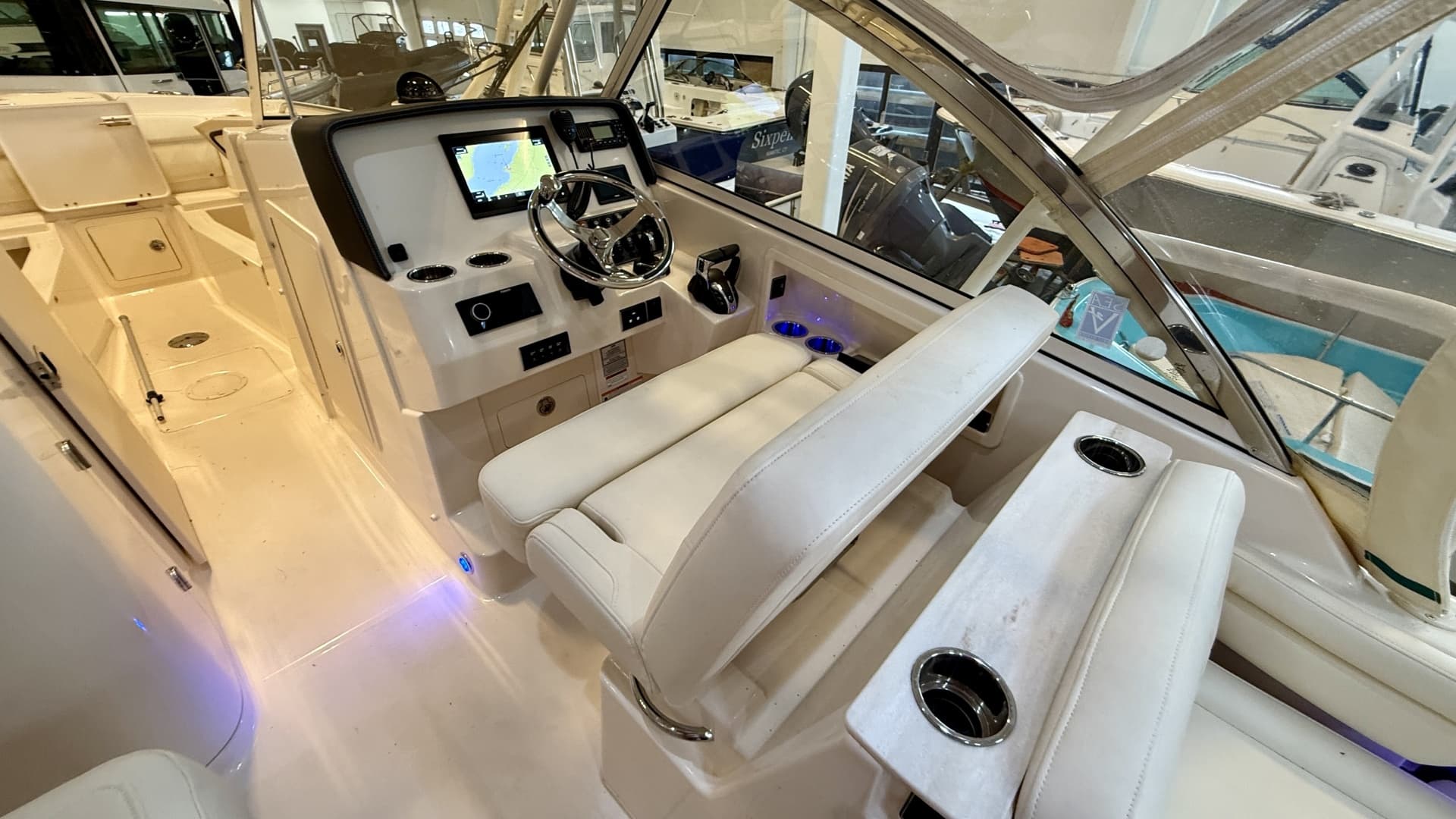 2023 Grady-White Freedom 285