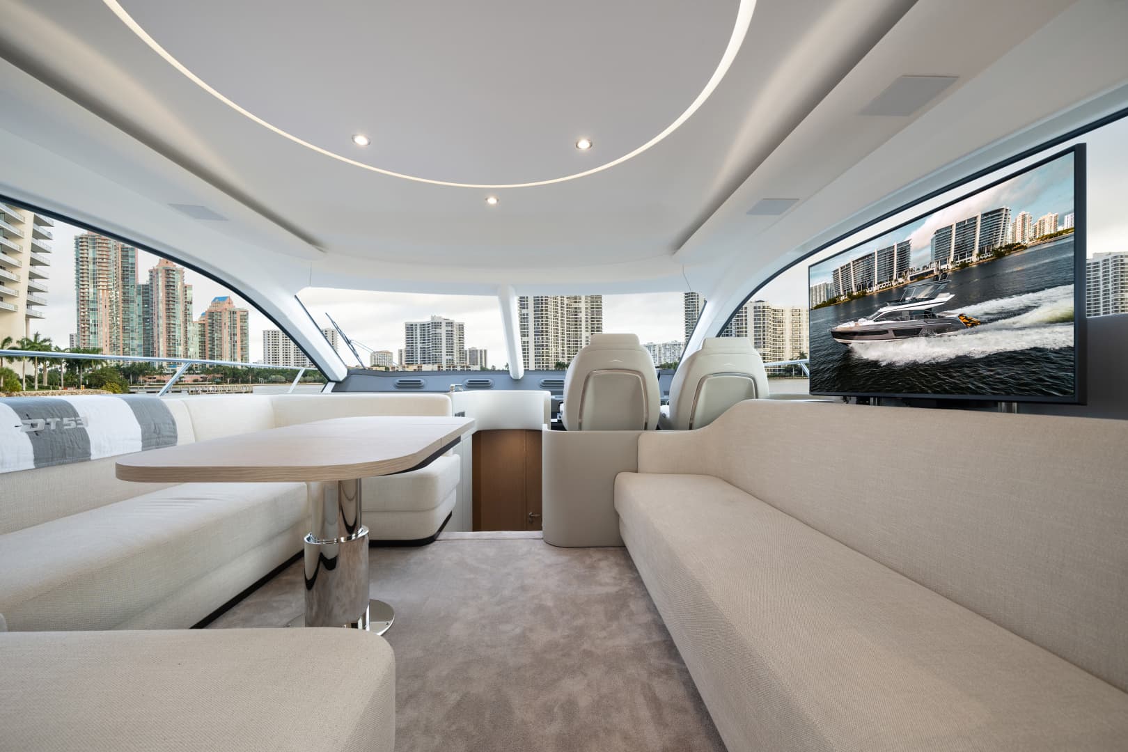 2023 Azimut 53 FLY