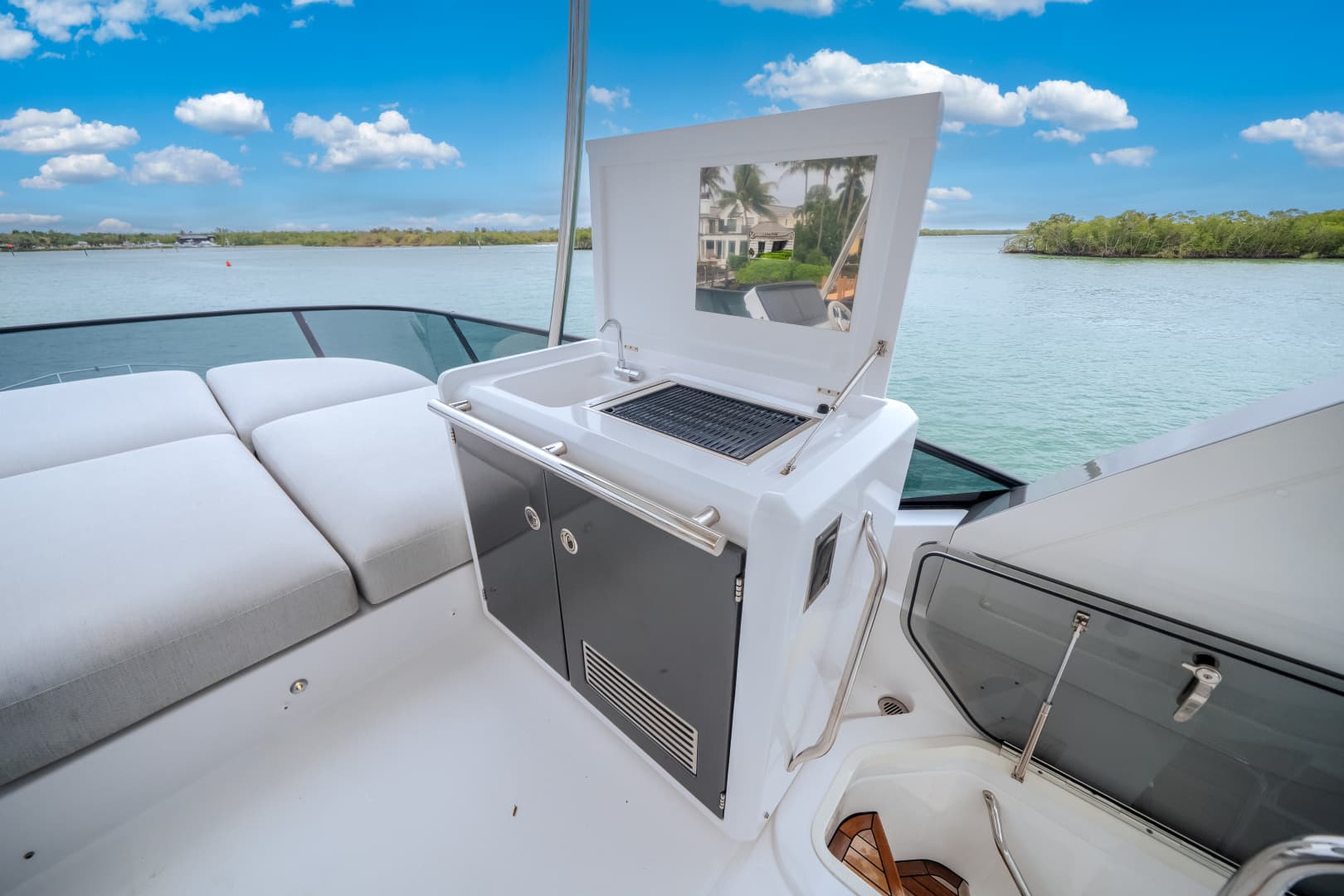 2023 Azimut 53 FLY