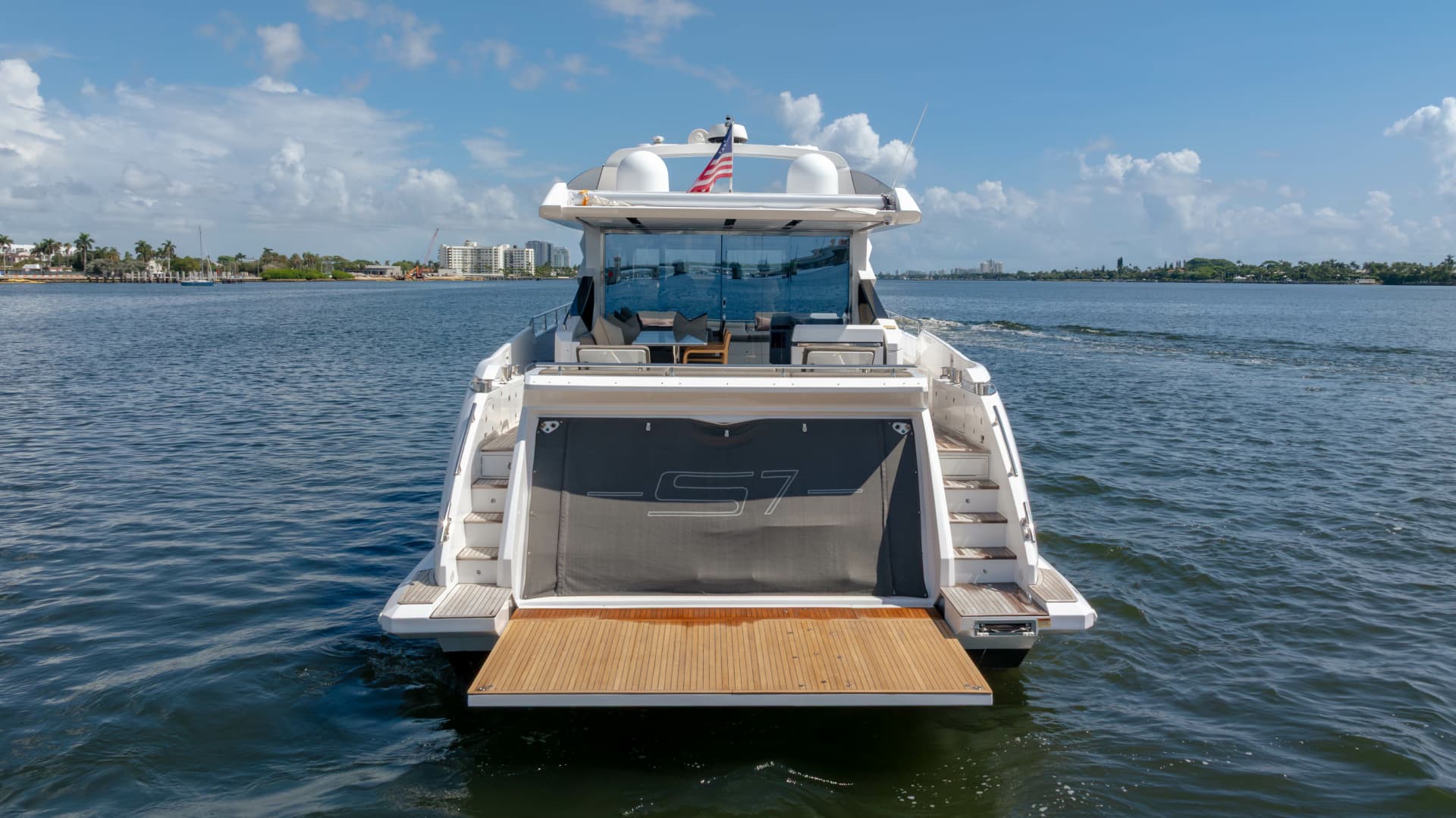 2019 Azimut S7