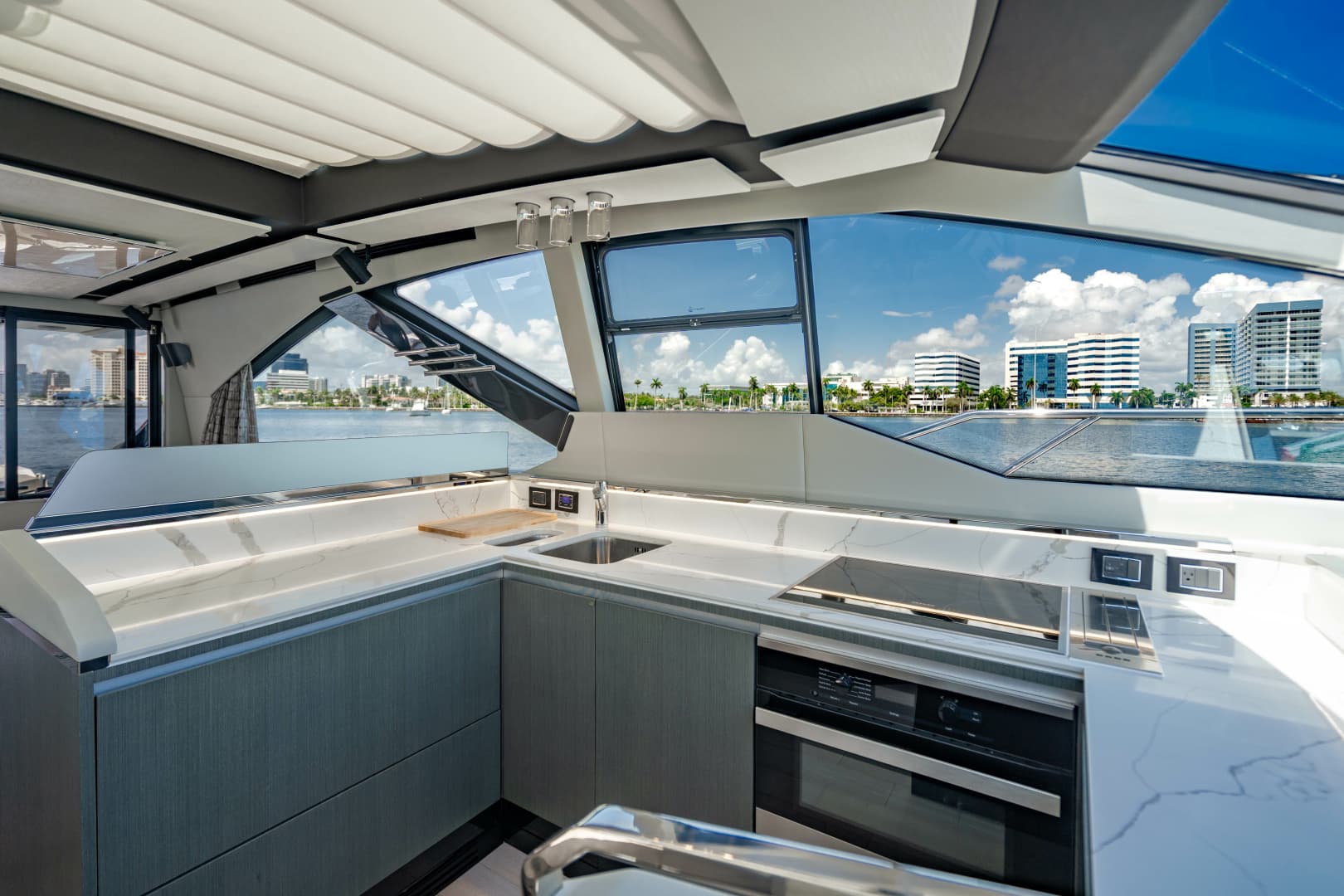 2019 Azimut S7
