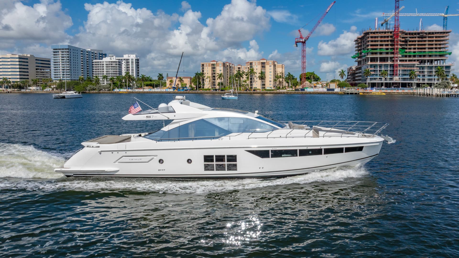 2019 Azimut S7