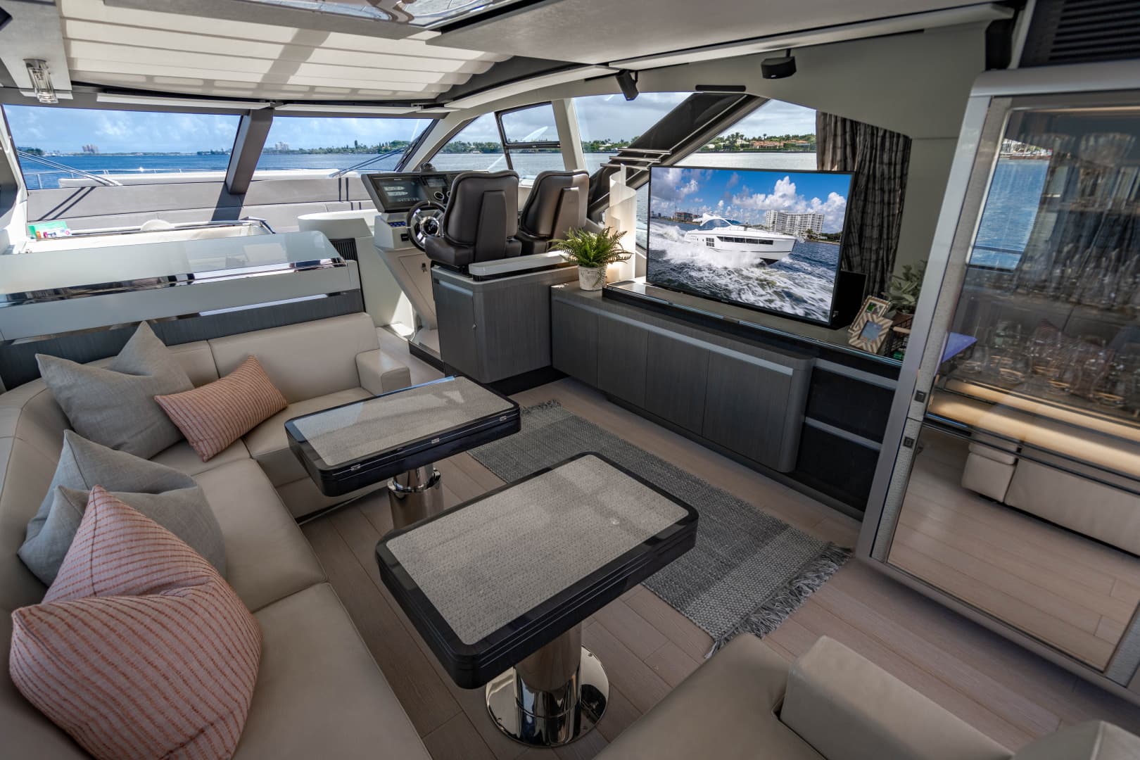 2019 Azimut S7