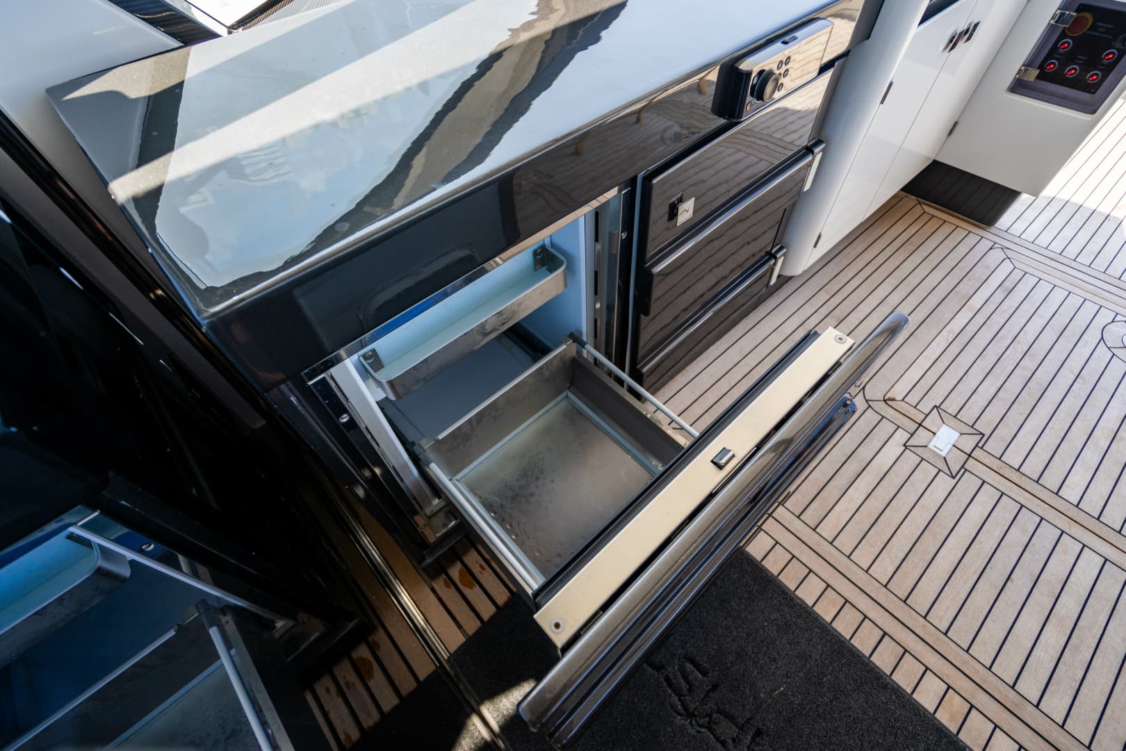 2019 Azimut S7