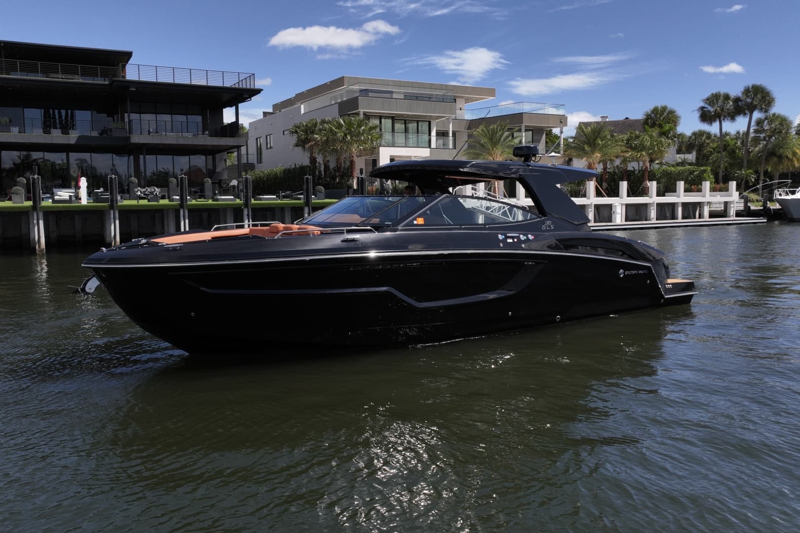 2022 Cruisers Yachts 38 GLS OB