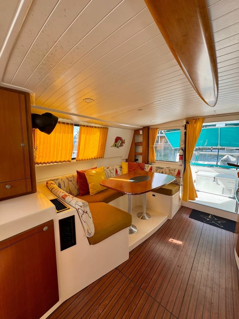 1999 Fountaine Pajot Maryland 37