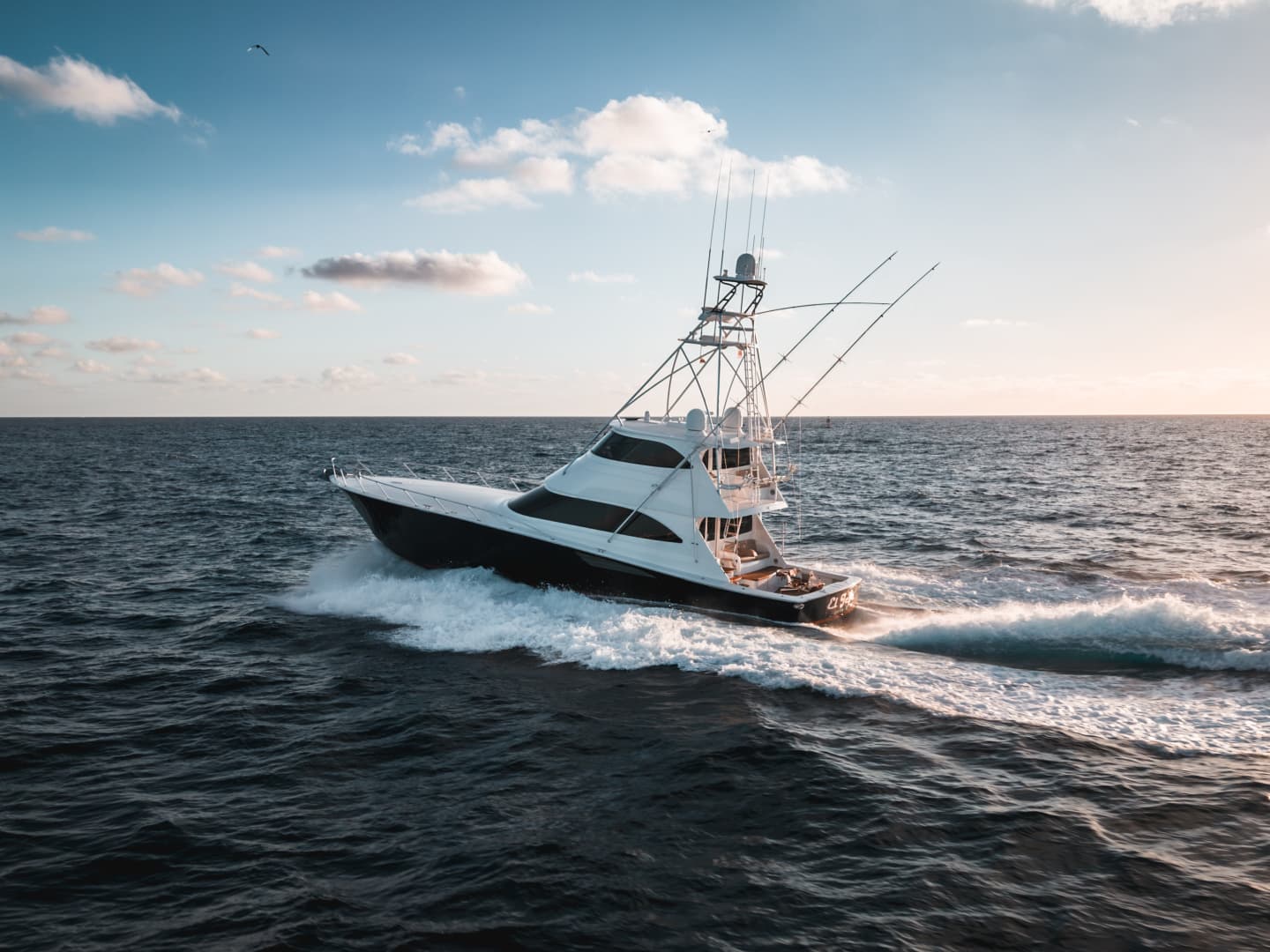 2015 Viking 70 CV ENCLOSED BRIDGE