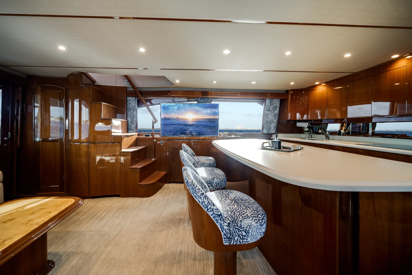 2015 Viking 70 CV ENCLOSED BRIDGE