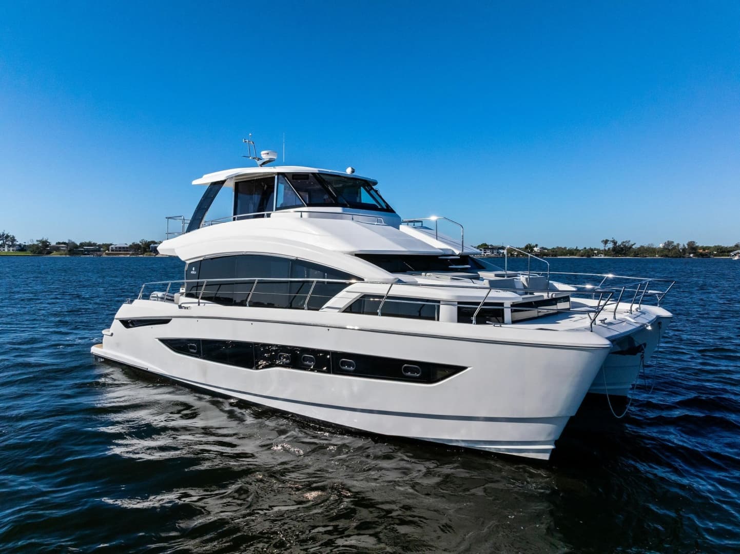 2022 54 Aquila Powercat 'Remarkable I'