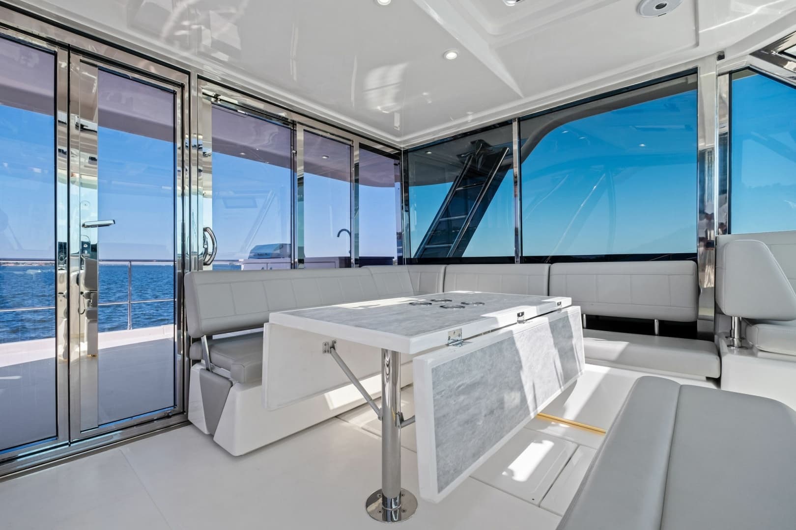 2022 54 Aquila Powercat 'Remarkable I'