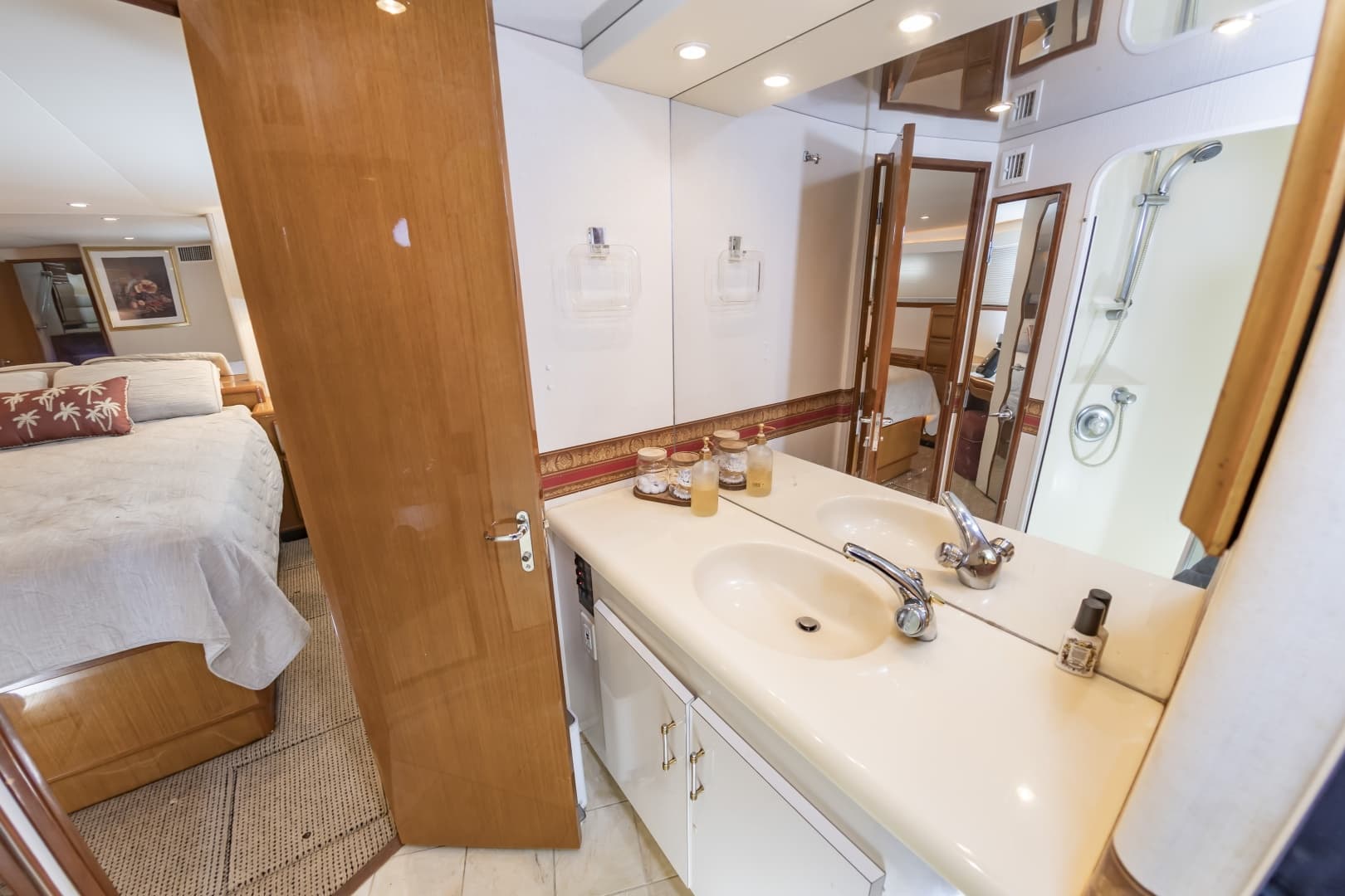 60VikingDarkHorse074