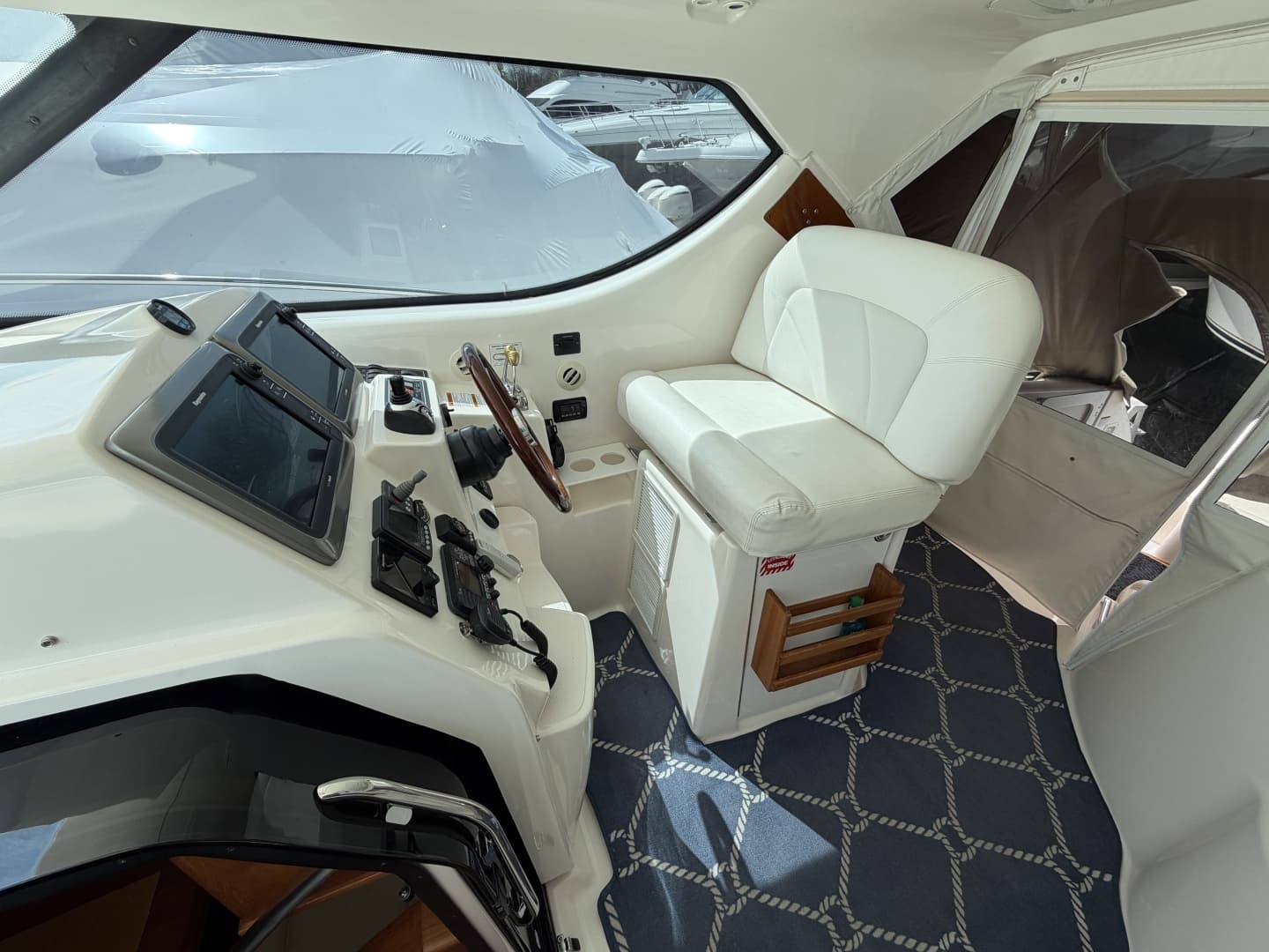 2006 Tiara Yachts 43 Sovran