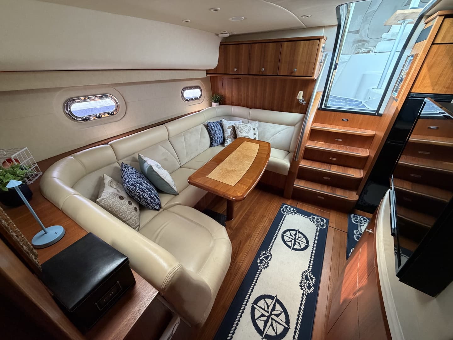 2006 Tiara Yachts 43 Sovran