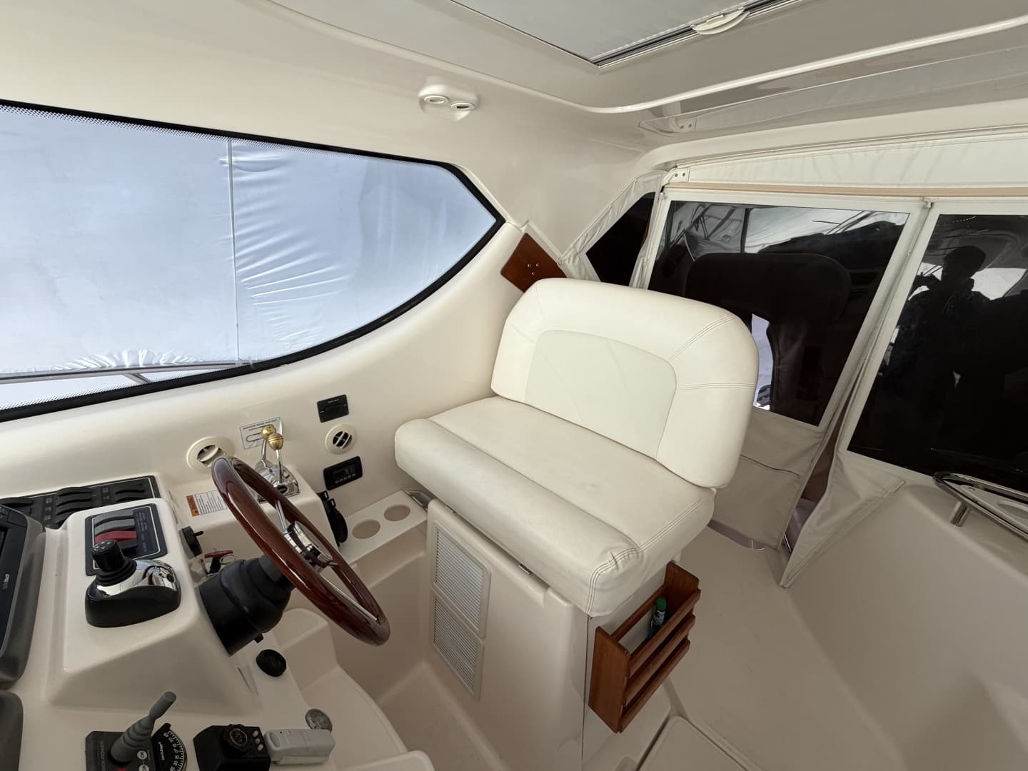 2006 Tiara Yachts 43 Sovran
