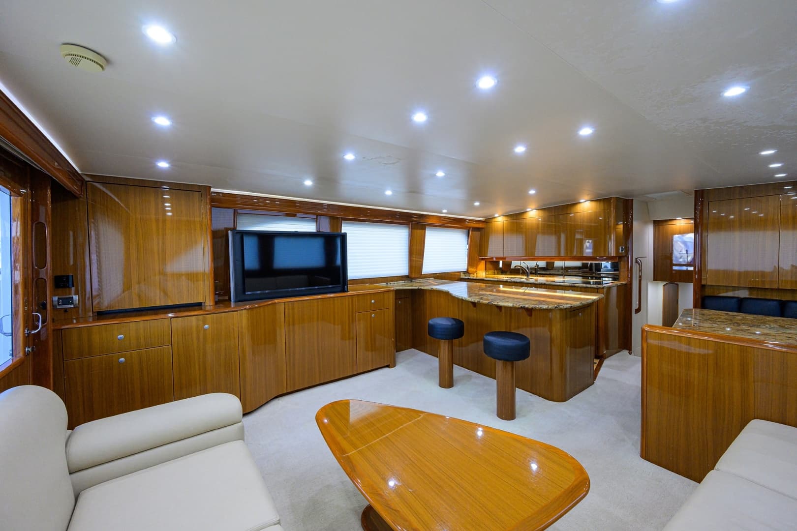 2008 Viking 68 Convertible