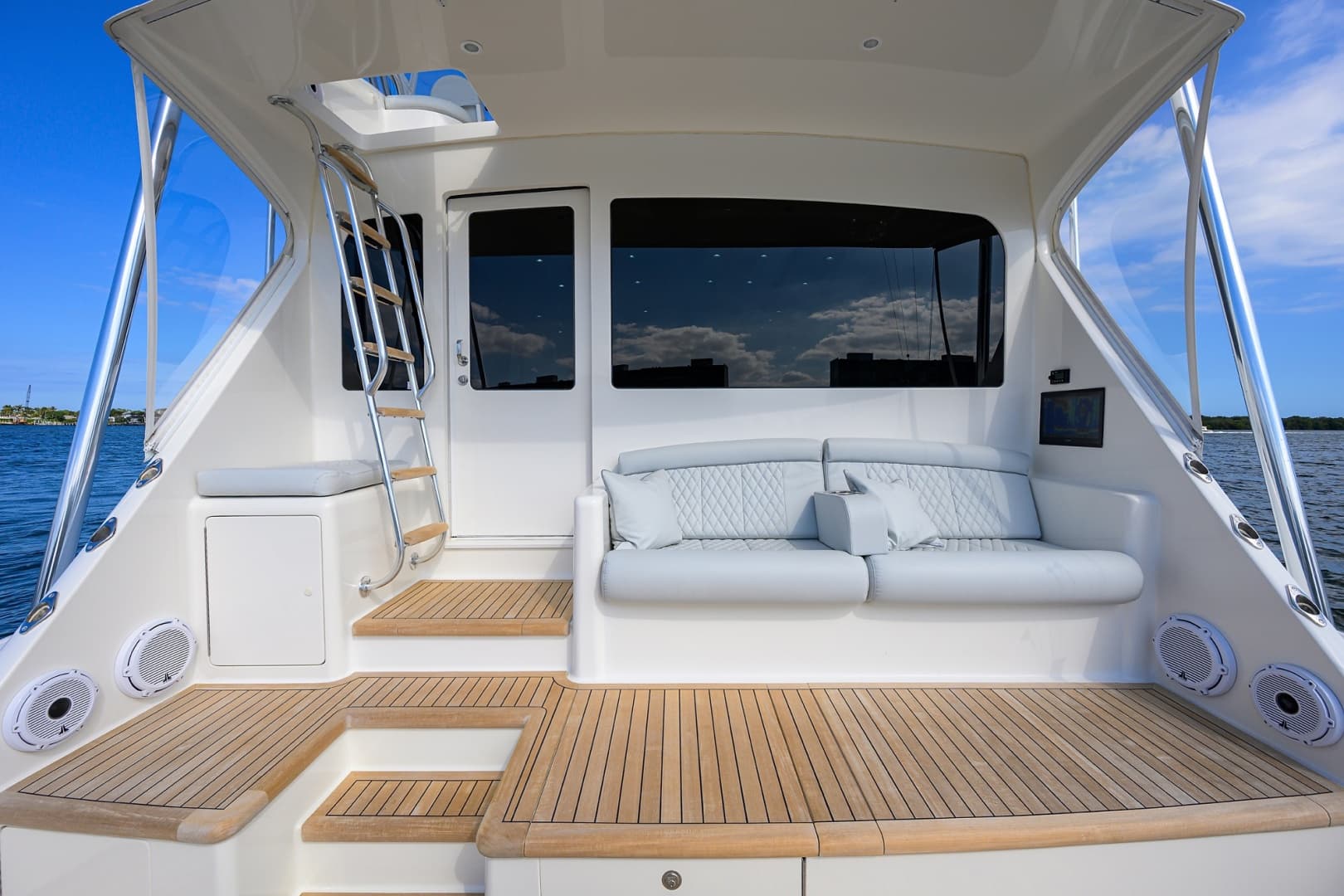 2008 Viking 68 Convertible