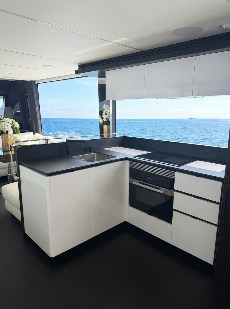 2026 Astondoa 66 Flybridge