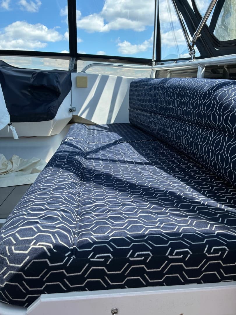 1998 Mainship 350 Trawler