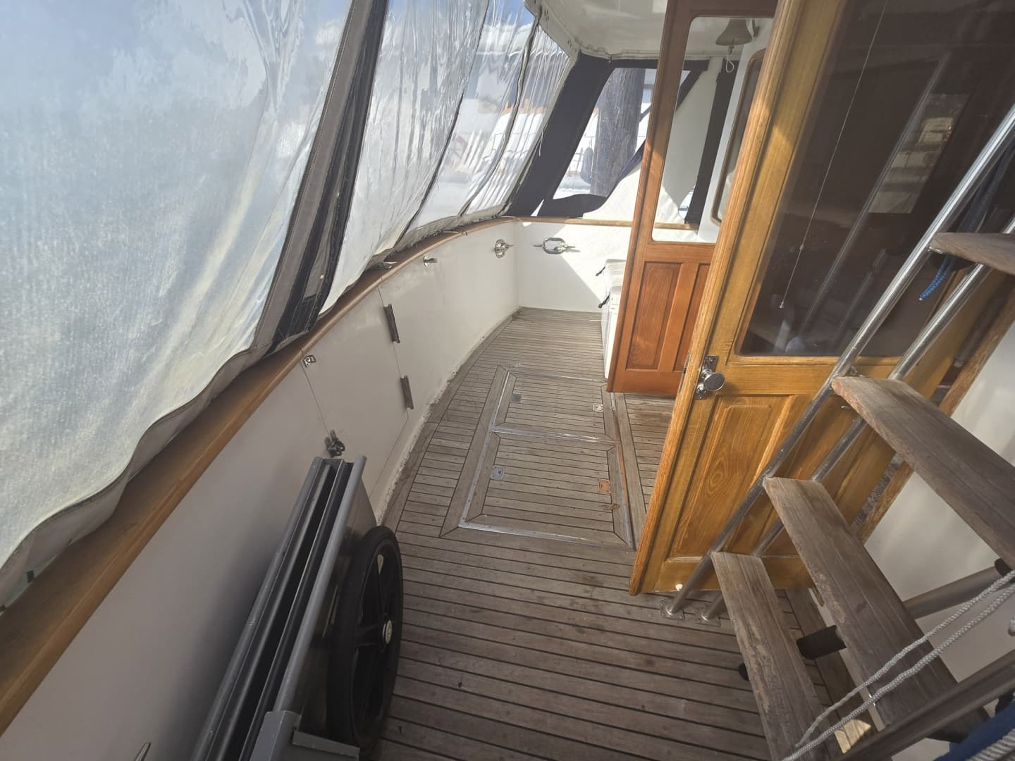 1982 Ocean Alexander 