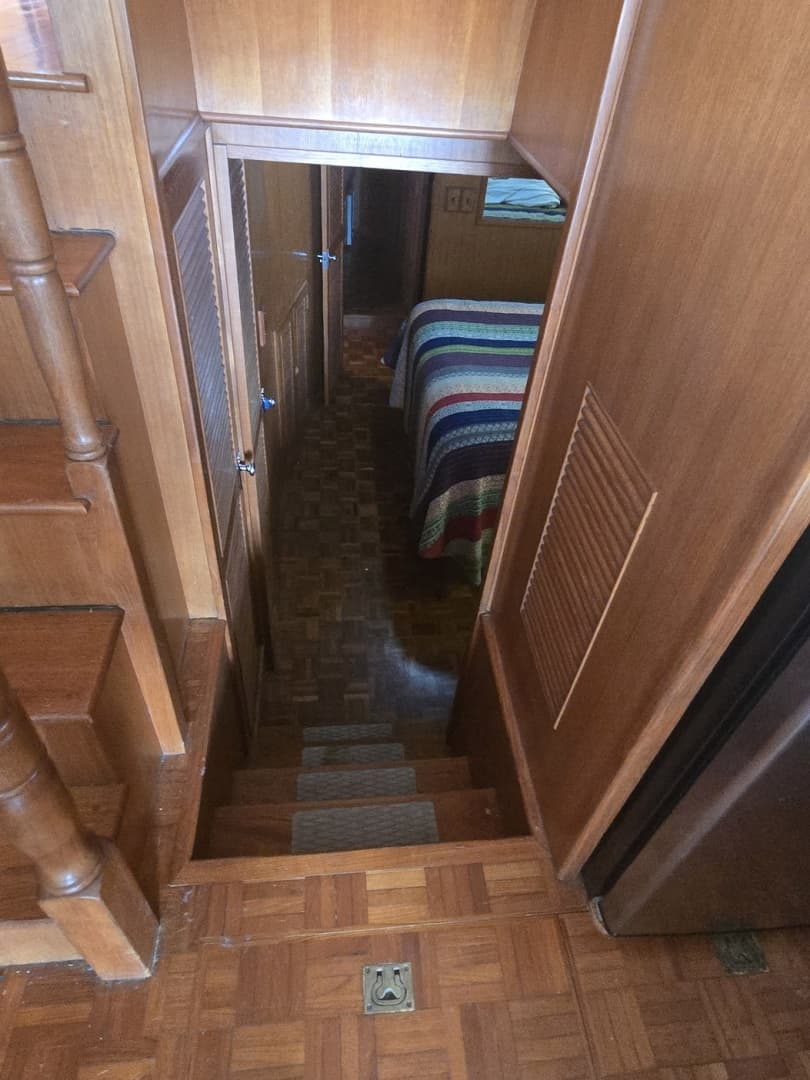 1982 Ocean Alexander 