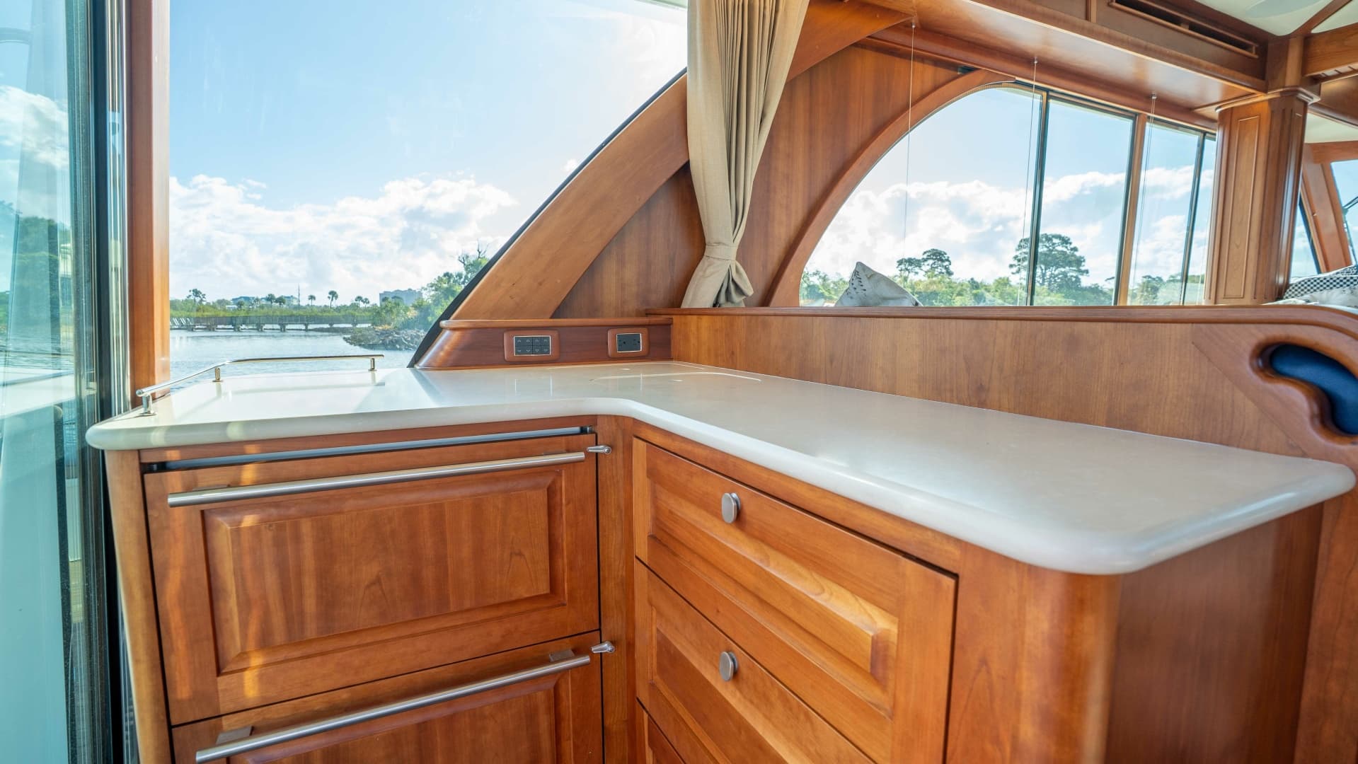 2018 Sabre 66 Dirigo