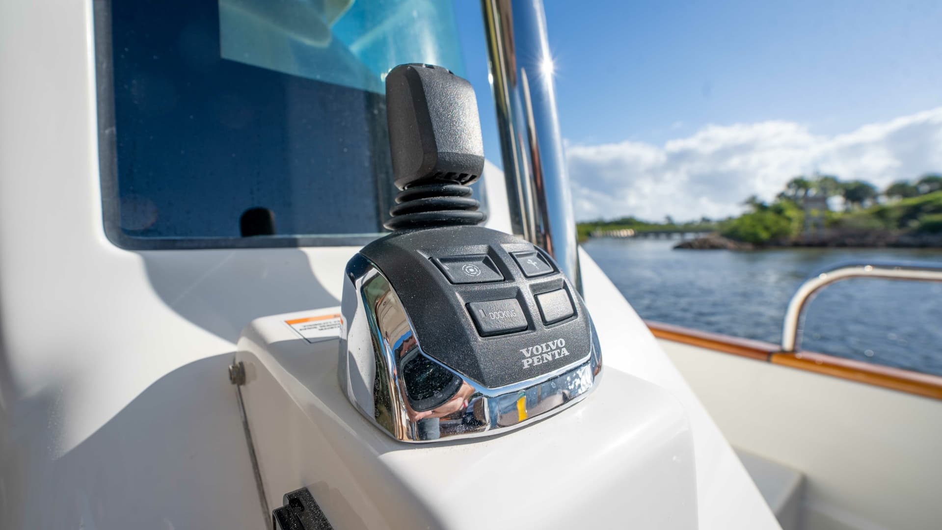 2018 Sabre 66 Dirigo