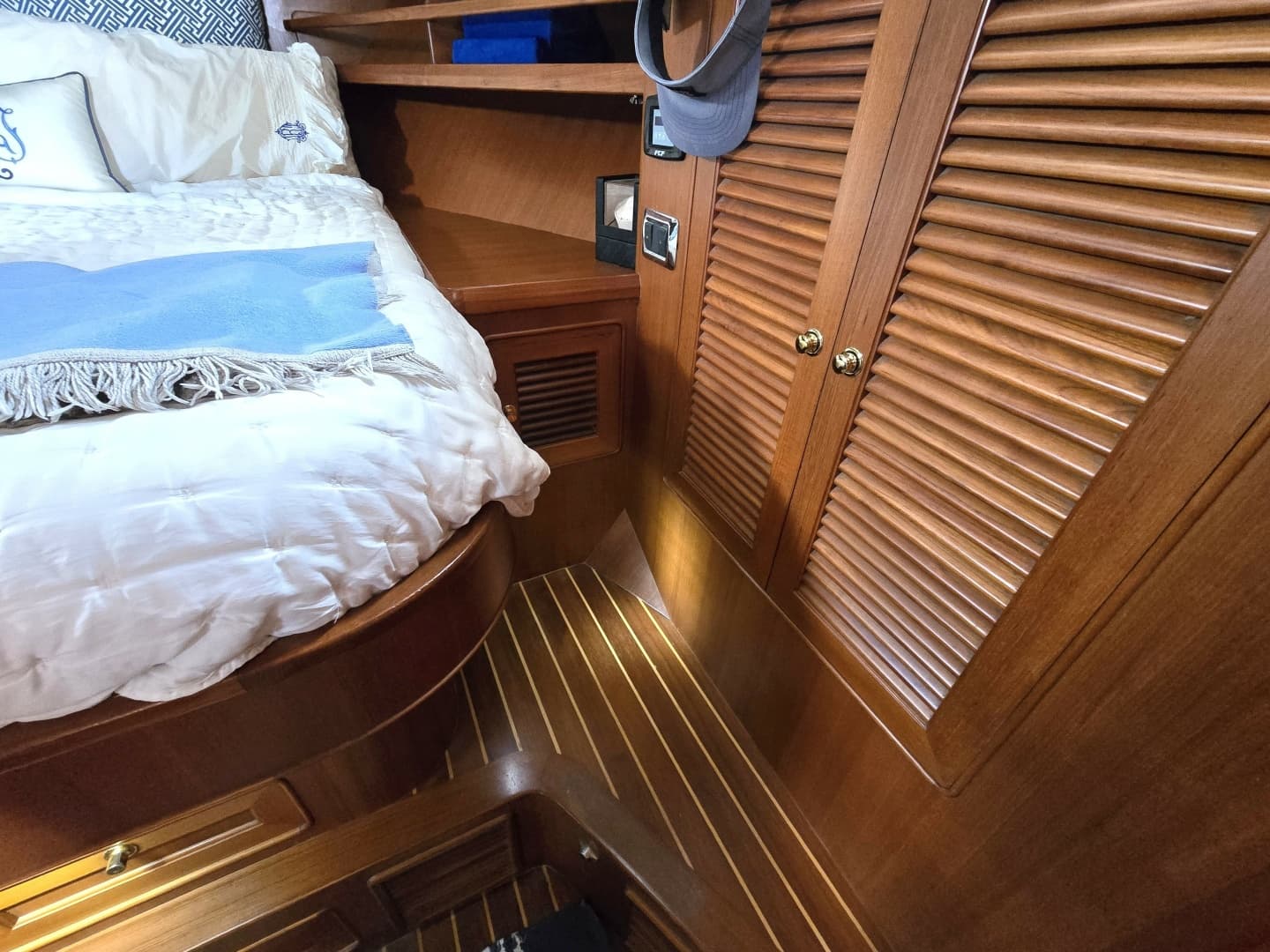 2009 Mariner Seville