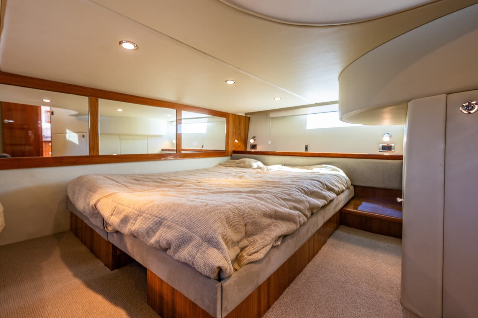 Riviera 40